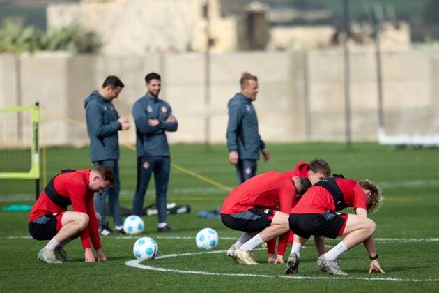 TRAINING GROUNDS, TA™ QALI, MALTA: JANUARY 7, 2025 1. FC Kaiserslautern soccer players train at the Training Grounds, Ta™ Qali, Malta on January 7, 2025. The 2. Bundesliga German team is undergoing a week winter training camp in Malta as from January 3, 2025. 1. FC Kaiserslautern winter training camp in Malta 2025. MLT_FCK_2025