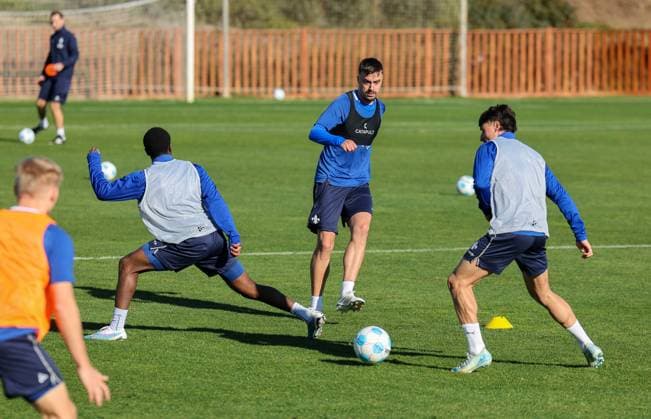 Fussball - 2. BL - Trainingslager SV Darmstadt 98 - El Saler - Tag 3 - 07.01.25, Philipp Förster, -