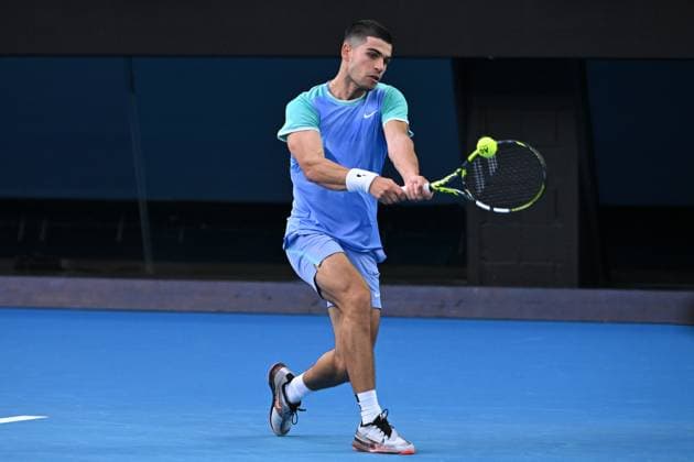 TENNIS AO CHARITY ALCARAZ MINAUR, Carlos Alcaraz of Spain in action during their charity match between Carlos Alcaraz of Spain and Alex de Minaur of Australia at Rod Laver Arena in Melbourne, Wednesday, January 8, 2025. ( NO ARCHIVING, EDITORIAL USE ONLY, NO USE IN BOOKS WITHOUT CONSENT MELBOURNE VICTORIA AUSTRALIA  Copyright: xJAMESxROSSx 20250108118891523268