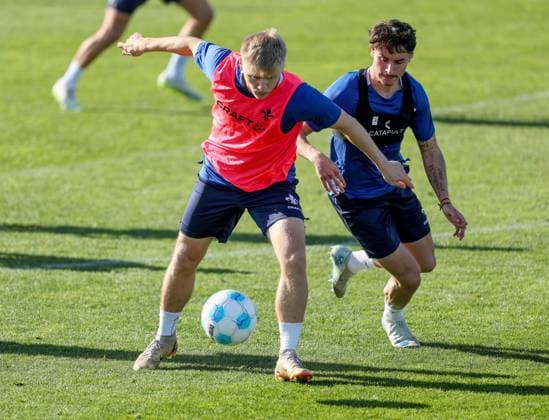 Fussball - 2. BL - Trainingslager SV Darmstadt 98 - El Saler - Tag 4 - 07.01.25, Andreas Müller, Guille Bueno, -