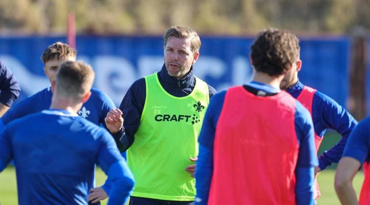 Fussball - 2. BL - Trainingslager SV Darmstadt 98 - El Saler - Tag 4 - 07.01.25, Florian Kohlfeldt, -