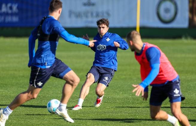 Fussball - 2. BL - Trainingslager SV Darmstadt 98 - El Saler - Tag 4 - 07.01.25, Asaf Arania, -