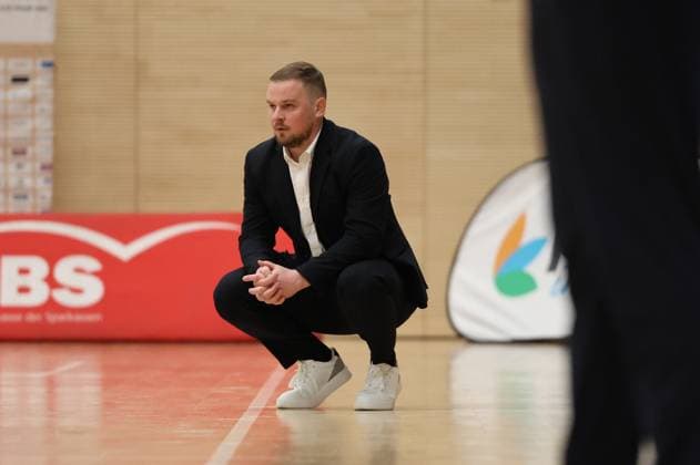 08.01.2025, Basketball, Frauen, DBBL Pokal, Saison 2024 2025, Saarlouis Royals - Syntainics MBC, Trainer Matiss Rozlapa (Saarlouis Royals) Saarlouis Stadtgartenhalle Saarland Deutschland (DE) Copyright: xSebastianxBachx