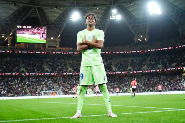 Sport Themen der Woche KW02 Sport Bilder des Tages Athletic Club de Bilbao v FC Barcelona, Barca Spanish Super Cup Lamine Yamal right winger of Barcelona and Spain celebrates after scoring his sides first goal during the Spanish Super Cup semi-final match between Athletic Club de Bilbao and FC Barcelona at King Abdullah Sports City on January 8, 2025 in Jeddah, Saudi Arabia. Jeddah Saudi Arabia  Copyright: xJosexBretonx originalFilename:bretonhernandez-athletic250108_npHg6.jpg