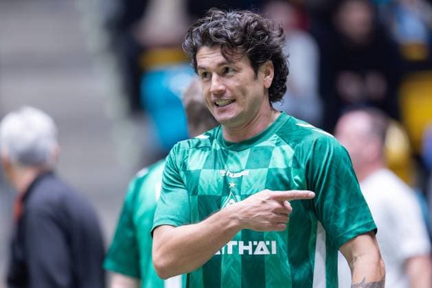 Matthäi-Cup 2025 Nelson Valdez (Werder Bremen Legenden). Matthäi-Cup 2025 in der Süwag Energie ARENA in Frankfurt am Main am 8. Januar 2025., Frankfurt am Main Hessen Deutschland Süwag Energie ARENA *** Matthäi Cup 2025 Nelson Valdez Werder Bremen Legends Matthäi Cup 2025 at the Süwag Energie ARENA in Frankfurt am Main on January 8, 2025 , Frankfurt am Main Hessen Germany Süwag Energie ARENA