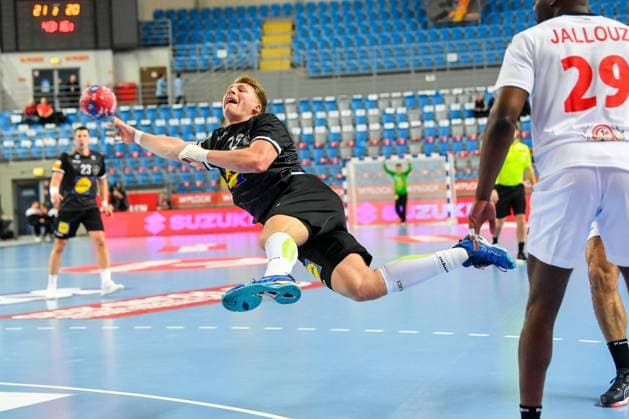 Sport Themen der Woche KW02 Sport Bilder des Tages PLOCK 09.01.2025 TURNIEJ 4 NATIONS CUP W PILKE RECZNA MEZCZYZN - MECZ AUSTRIA - TUNEZJA --- 4 NATIONS CUP MEN S HANDBALL TOURNAMENT - AUSTRIA - TUNISIA MATCH LUKAS HUTECEK FOT. JACEK PRONDZYNSKI FOTOPYK NEWSPIX.PL --- newspix.pl 