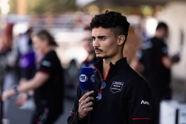 2025 FORMULA E MEXICO CITY ePRIX WEHRLEIN Pascal (ger), TAG Heuer Porsche Formula E Team, Porsche 99X Electric, portrait during the Mexico City ePrix, 2nd round of the 2024-25 ABB FIA Formula E World Championship, WM, Weltmeisterschaft on the Autodromo Hermanos Rodriguez from January 10 to 11, 2025 in Mexico City, Mexico -  Copyright: xJoaoxFilipex