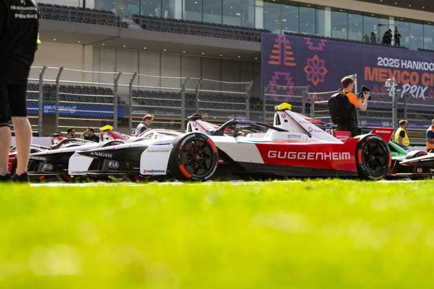 2025 FORMULA E MEXICO CITY ePRIX 51 MULLER Nico (swi), Andretti Formula E, Porsche 99X Electric, ambiance during the Mexico City ePrix, 2nd round of the 2024-25 ABB FIA Formula E World Championship, WM, Weltmeisterschaft on the Autodromo Hermanos Rodriguez from January 10 to 11, 2025 in Mexico City, Mexico -  Copyright: xJoaoxFilipex