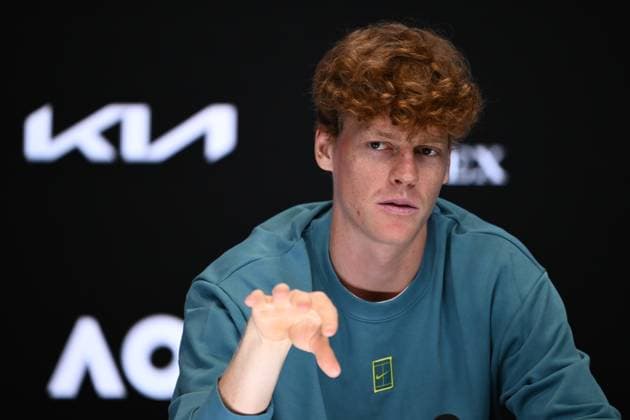 TENNIS AUSTRALIAN OPEN, Jannik Sinner of Italy during a press conference, PK, Pressekonferenz ahead of the Australian Open at Melbourne Park in Melbourne, Friday, January 10, 2025. ( NO ARCHIVING, EDITORIAL USE ONLY, NO USE IN BOOKS WITHOUT CONSENT Melbourne Victoria Australia  Copyright: xJOELxCARRETTx 20250110182275736355