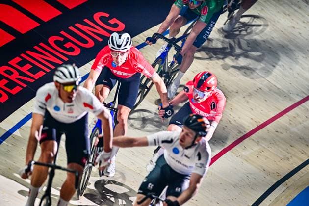 Simone Consonni, Elia Viviani Sixdays Bremen 2025 Simone Consonni, Elia Viviani Team Stark, Yoeri Havik, Nils Politt 1. Tag Sixdays Bremen 2025. Bremer Sechstagerennen. 10. Januar 2025