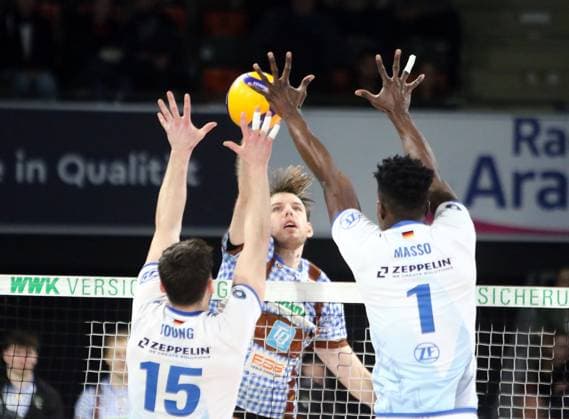 in der MitteÂ Filip JOHN (Herrsching), He-Volleyballl, Bundesliga 2024 25 WWK Volleys Herrsching vs VfB Friedrichshafen, 10.01.25, BMW Park Copyright: WolfgangxFehrmann