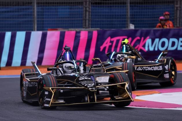 Jean-Eric Vergne (FRA) vor Teamkollegen Maximilian Günter (GER) beide DS Penske, FIA Formel E Weltmeisterschaft Saison 11, Mexiko City E- Prix, 10.01.2025, Mexiko, 1. freies Training