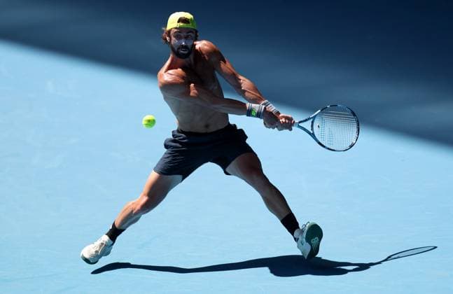 Jordan Thompson of Australia practices shirtless Australian Open, Saturday Previews, Tennis, Melbourne Park, Melbourne, Australia - 11 Jan 2025  Copyright: xEllaxLing Shutterstockx 15095107ac