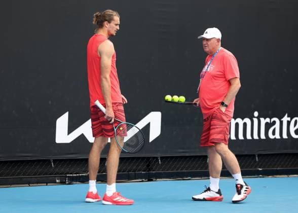 Alexander Zverev beim Training mit Vater Alexander, Australian Open 2024, Melbourne Park, Melbourne, Victoria, Australia. Copyright: xJuergenxHasenkopfx