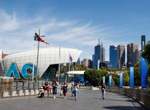 (250111) -- MELBOURNE, Jan. 11, 2025 -- People are seen at Melbourne Park in Melbourne, Australia, Jan. 11, 2025. The main draw of the 2025 Australian Open runs from Jan. 12 to 26. ) (SP)AUSTRALIA-MELBOURNE-AUSTRALIAN OPEN MaxPing 