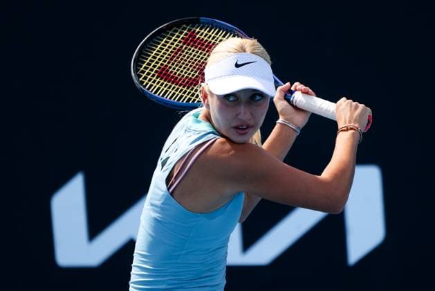 January 11, 2025: MELBOURNE, AUSTRALIA - JANUARY 11: Anastasia Potapova during practice ahead of the 2025 Australian Open at Melbourne Park on January 11, 2025 in Melbourne, Australia. - ZUMAp121 20250111_zsp_p121_036 Copyright: xChrisxPutnamx