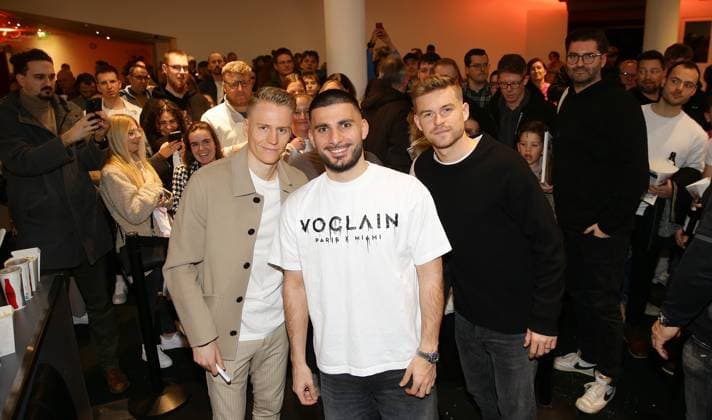 Stuttgart , Doku Unser Team Die Heim-EM 2024 im CinemaxX Stuttgart SI-Centrum , von links: Chris Führich Deniz Undav Maximilian Mittelstädt