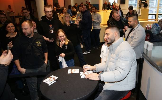 Stuttgart , Doku Unser Team Die Heim-EM 2024 im CinemaxX Stuttgart SI-Centrum , Deniz Undav