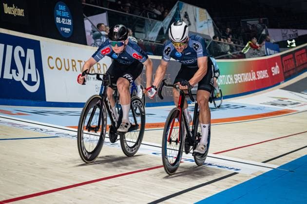 WINKLER Oskar, KOKAS Raphael: Sixdays Bremen 2025 Team 8 - NORDWEST TICKET - WINKLER Oskar ( DEN ) - Black - KOKAS Raphael ( AUT ) - Red Querformat - quer - horizontal - Landscape - Event Veranstaltung: Sixdays Bremen 2025 - Category Kategorie: Cycling - Track cycling, Rad, Radsport, Bahnrad, Bahn Sixdays - Elite Men - Location Ort: Europe Germany - Bremen - ÖVB Arena - Discipline: Madison - Distance: ... m - Date Datum: 10.01.2025 Friday Day 1 -