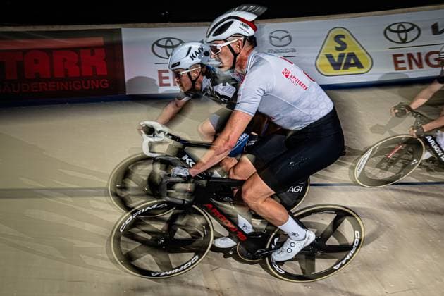 AUGENSTEIN Moritz, MALMBERG Matias: Sixdays Bremen 2025 Team 3 - SPIELBANK BREMEN - MALMBERG Matias ( DEN ) - Black - AUGENSTEIN Moritz ( GER ) - Red Querformat - quer - horizontal - Landscape - Event Veranstaltung: Sixdays Bremen 2025 - Category Kategorie: Cycling - Track cycling, Rad, Radsport, Bahnrad, Bahn Sixdays - Elite Men - Location Ort: Europe Germany - Bremen - ÖVB Arena - Discipline: Madison - Distance: ... m - Date Datum: 10.01.2025 Friday Day 1 -