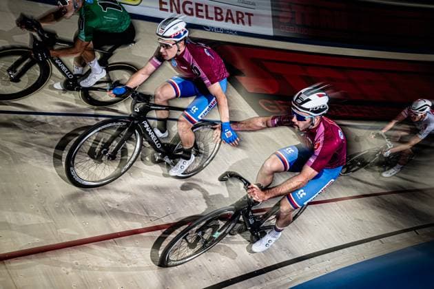 KOBLIZEK MatyaÅ¡, VONES Jan: Sixdays Bremen 2025 Team 5 - PLATTNER - KOBLIZEK MatyaÅ¡ ( CZE ) - Black - VONES Jan ( CZE ) - Red Querformat - quer - horizontal - Landscape - Event Veranstaltung: Sixdays Bremen 2025 - Category Kategorie: Cycling - Track cycling, Rad, Radsport, Bahnrad, Bahn Sixdays - Elite Men - Location Ort: Europe Germany - Bremen - ÖVB Arena - Discipline: Madison - Distance: ... m - Date Datum: 10.01.2025 Friday Day 1 -