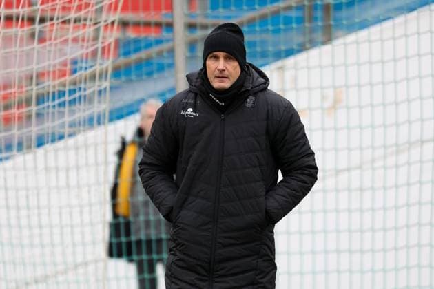 Heiko Herrlich (SpVgg Unterhaching, Chef-Trainer), GER, SpVgg Unterhaching vs. SSV Jahn Regensburg, Fussball, Testspiel, Saison 2024 2025, 11.01.2025, DFL REGULATIONS PROHIBIT ANY USE OF PHOTOGRAPHS AS IMAGE SEQUENCES, GER, SpVgg Unterhaching vs. SSV Jahn Regensburg, Fussball, Testspiel, Saison 2024 2025, 11.01.2025 Unterhaching Copyright: xEibner-Pressefoto JennixMaulx EP_JML