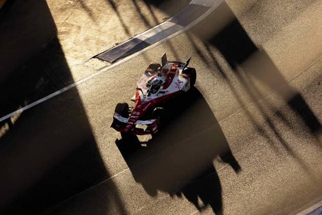2025 FORMULA E MEXICO CITY ePRIX 23 ROWLAND Oliver (gbr), Nissan Formula E Team, Nissan e-4ORCE 05, action during the Mexico City ePrix, 2nd round of the 2024-25 ABB FIA Formula E World Championship, WM, Weltmeisterschaft on the Autodromo Hermanos Rodriguez from January 10 to 11, 2025 in Mexico City, Mexico -  Copyright: xJoaoxFilipex