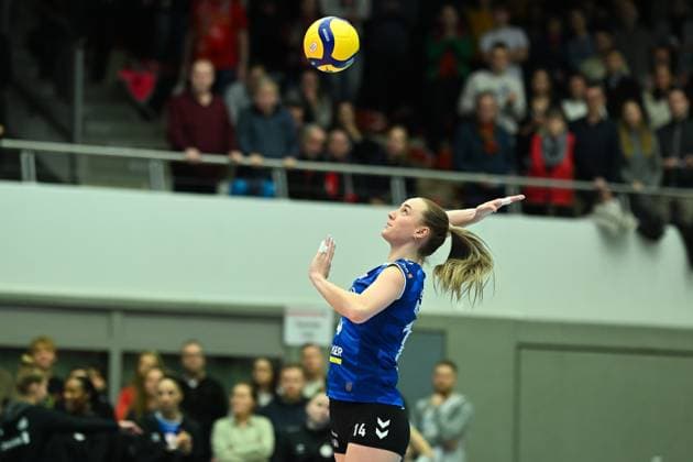 Kelsey Veltman (Allianz MTV Stuttgart, 14) Dresdner SC vs. Allianz MTV Stuttgart, 1. Volleyball Bundesliga Frauen, Spielzeit 2024 2025, 11.01.2025 Dresdner SC vs. Allianz MTV Stuttgart, 1. Volleyball Bundesliga Frauen, Spielzeit 2024 2025, 11.01.2025 Dresden Copyright: xEibner-Pressefoto PatrickxHoepnex EP_PHR