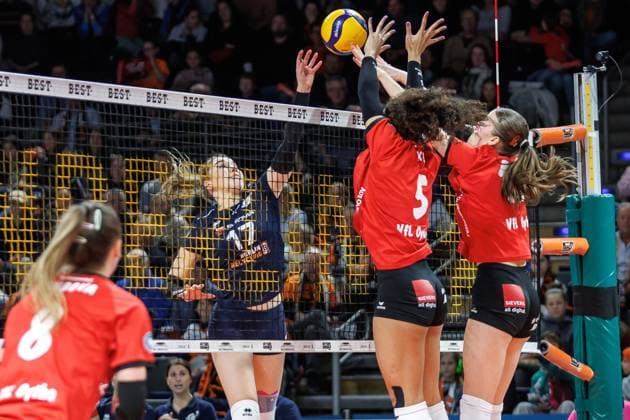 11.01.25, Berlin, Volleyball: 2.Bundesliga, Frauen, 12.Spieltag, BBSC Berlin - VFL Oythe in der Max-Schmelling-Halle. BBSC Berlin - VFL Oythe