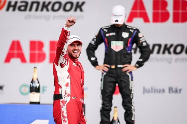 2025 FORMULA E MEXICO CITY ePRIX ROWLAND Oliver (gbr), Nissan Formula E Team, Nissan e-4ORCE, portrait podium, portrait during the Mexico City ePrix, 2nd round of the 2024-25 ABB FIA Formula E World Championship, WM, Weltmeisterschaft on the Autodromo Hermanos Rodriguez from January 10 to 11, 2025 in Mexico City, Mexico - Mexico CityMexico  Copyright: xEricxAlonsox