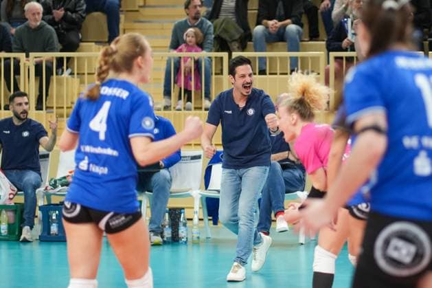 VOLLEYBALL - 1. BL Frauen - VC Wiesbaden - SC Potsdam - 11.01.25, Jubel über den unerwarteten Sieg gegen die Gäste aus Potsdam, -