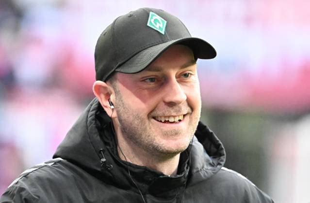 GER, 1. FBL, RB Leipzig vs SV Werder Bremen 12.01.2025, Red Bull Arena, Leipzig, GER, 1. FBL, RB Leipzig vs SV Werder Bremen im Bild picture shows Feature Impressionen Trainer Ole Werner (Werder Bremen)