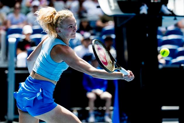 MELBOURNE, VIC - JANUARY 13: Katerina Siniakov of Czechia in action during Round 1 of the 2025 Australian Open on January 13 2025, at Melbourne Park in Melbourne, Australia. (Photo by Jason Heidrich Icon Sportswire) TENNIS: JAN 13 Australian Open EDITORIAL USE ONLY Icon250113123