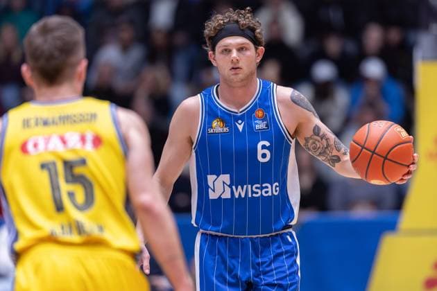 Frankfurt Skyliners - Alba Berlin, easy-Credit BBL Booker Coplin (Frankfurt Skyliners, 6). easyCredit-BBL-Spiel zwischen den Frankfurt Skyliners und Alba Berlin am 12. Januar 2025 in der Süwag Energie ARENA in Frankfurt am Main., Frankfurt am Main Hessen Deutschland Süwag Energie ARENA