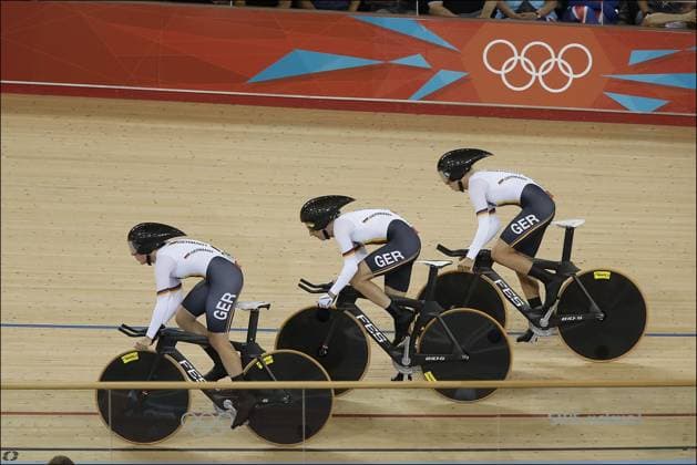 Track Olympic Games, Olympische Spiele, Olympia, OS 2012 in London III London - England - wielrennen - cycling - radsport - cyclisme - Judith Arndt - Charlotte Becker and Lisa Brennauer (GER) pictured during teampoursuite women track races elite men Olympic Games 2012 - Photo News *** local caption *** 00908030 London England  Copyright: xx 10378925-087