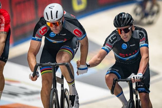 REINHARDT Theo, KLUGE Roger: Sixdays Bremen 2025 Team 9 - SWB - REINHARDT Theo ( GER ) - Black - KLUGE Roger ( GER ) - Red Querformat - quer - horizontal - Landscape - Event Veranstaltung: Sixdays Bremen 2025 - Category Kategorie: Cycling - Track cycling, Rad, Radsport, Bahnrad, Bahn Sixdays - Elite Men - Location Ort: Europe Germany - Bremen - ÖVB Arena - Discipline: Madison - Distance: ... m - Date Datum: 13.01.2025 Monday Day 4 -