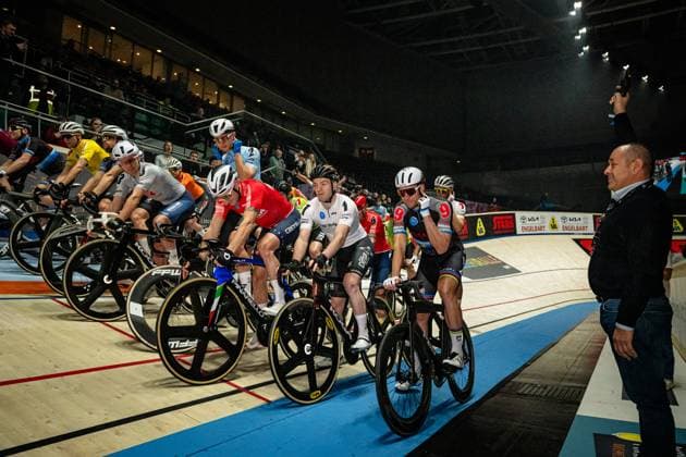 Start: Sixdays Bremen 2025 Start Querformat - quer - horizontal - Landscape - Event Veranstaltung: Sixdays Bremen 2025 - Category Kategorie: Cycling - Track cycling, Rad, Radsport, Bahnrad, Bahn Sixdays - Elite Men - Location Ort: Europe Germany - Bremen - ÖVB Arena - Discipline: Madison - Distance: ... m - Date Datum: 13.01.2025 Monday Day 4 -