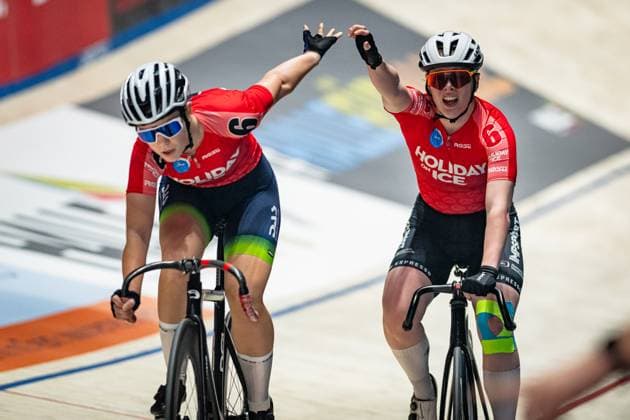 TVEIT Nora, NELSON Lucy: Sixdays Bremen 2025 Team 6 - TVEIT Nora ( NOR ) - Black - NELSON Lucy ( GBR ) - Red Querformat - quer - horizontal - Landscape - Event Veranstaltung: Sixdays Bremen 2025 - Category Kategorie: Cycling - Track cycling, Rad, Radsport, Bahnrad, Bahn Sixdays - Elite Women - Location Ort: Europe Germany - Bremen - ÖVB Arena - Discipline: Madison - Distance: ... m - Date Datum: 13.01.2025 Monday Day 4 -