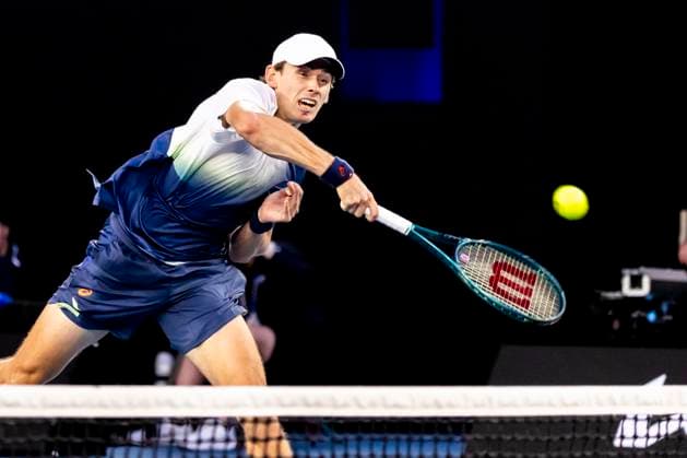 MELBOURNE, VIC - JANUARY 14: Alex de Minaur of Australia in action during Round 1 of the 2025 Australian Open on January 14 2025, at Melbourne Park in Melbourne, Australia. (Photo by Jason Heidrich Icon Sportswire) TENNIS: JAN 14 Australian Open EDITORIAL USE ONLY Icon250114201