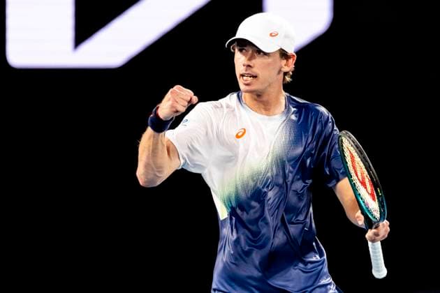MELBOURNE, VIC - JANUARY 14: Alex de Minaur of Australia celebrates during Round 1 of the 2025 Australian Open on January 14 2025, at Melbourne Park in Melbourne, Australia. (Photo by Jason Heidrich Icon Sportswire) TENNIS: JAN 14 Australian Open EDITORIAL USE ONLY Icon250114212