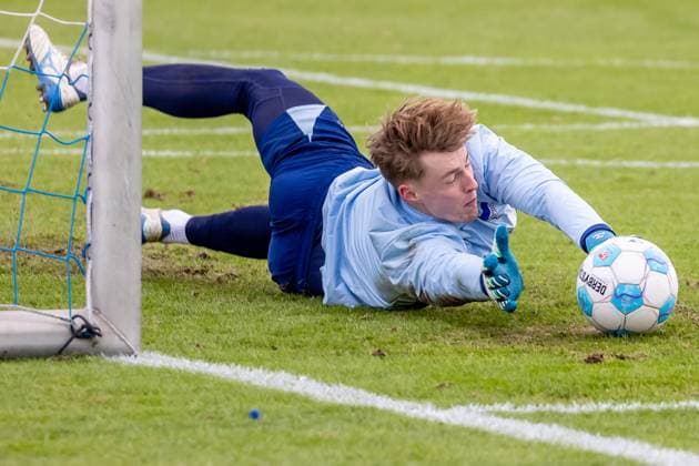 14.01.2025,Trainingseinheit Hertha BSC. Berlins Torwart Tim Goller beim Torwart Training. Training Hertha BSC