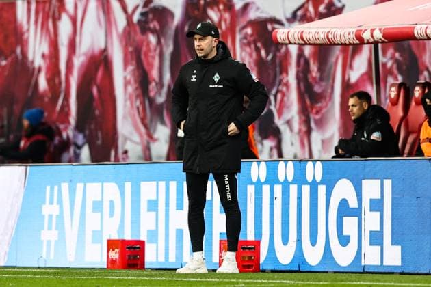 Trainer Ole Werner (Werder Bremen) - 1. Fussball Bundesliga Saison 2024-2025 Punktspiel RB Leipzig vs. Werder Bremen in der Red Bull Arena in Leipzig - Fussball,Deutschland,Mann,Männer,12.01.2025