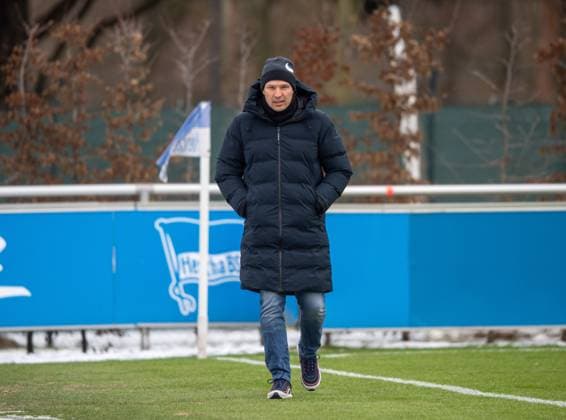 Fussball, Herren, Saison 2024 25, 2. Bundesliga, Hertha BSC, Training, Sportdirektor Benjamin Weber (Hertha BSC), 14.01. 2025,
