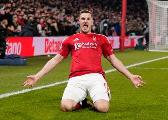 Sport Themen der Woche KW03 Sport Bilder des Tages Nottingham, England, 14th January 2025. Chris Wood of Nottingham Forest celebrates scoring the first goal during the Premier League match at the City Ground, Nottingham. Picture credit should read: Andrew Yates Sportimage EDITORIAL USE ONLY. No use with unauthorised audio, video, data, fixture lists, club league logos or live services. Online in-match use limited to 120 images, no video emulation. No use in betting, games or single club league player publications. SPI_023_AY_Forest_Liverpool SPI-3596-0023