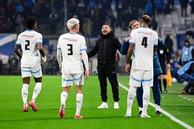 FOOTBALL : Olympique de Marseille VS LOSC - Coupe de France- 14 01 2024 L Olympique de Marseille recoit le LOSC Ã l Orange VÃ lodrome dans le cadre des 16es de finale de la Coupe de France. Roberto De Zerbi (entraineur Olympique de Marseille) MarseilleFrance  Copyright: xWilliamxCannarellax