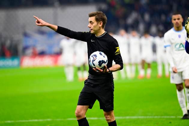 FOOTBALL : Olympique de Marseille VS LOSC - Coupe de France- 14 01 2024 L Olympique de Marseille recoit le LOSC Ã l Orange VÃ lodrome dans le cadre des 16es de finale de la Coupe de France. ClÃ ment Turpin, arbitre principal de la rencontre. MarseilleFrance  Copyright: xWilliamxCannarellax