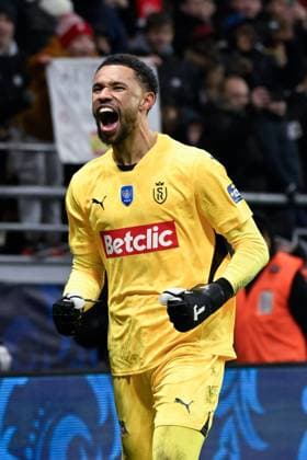 Fußball, Coupe de France, Stade Reims - AS Monaco FOOTBALL : Reims vs Monaco - Coupe de France - 14 01 2025 Yehvann Diouf ( 1 - Reims ) celebrates following the French Cup match between Stade de Reims and AS Monaco at Stade Auguste Delaune on January 14, 2025 in Reims, France. ( Photo by Dante Badano PsnewZ ) - ReimsFrance  Copyright: xDantexBadanox