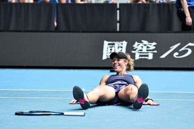 Tennis, Australian Open, Laura Siegemund besiegt Qinwen Zheng Laura Siegemund, GER, after second round of 2025 Australian Open in Melbourne, 15 01 2025; -
