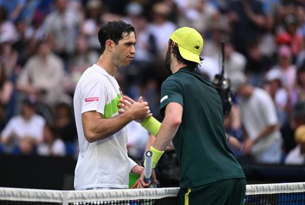 TENNIS AUSTRALIAN OPEN, Nuno Borges of Portugal shakes hands with Jordan Thompson of Australia following their round 2 match during the 2025 Australian Open at Melbourne Park in Melbourne, Wednesday, January 15, 2025. ( NO ARCHIVING, EDITORIAL USE ONLY, NO USE IN BOOKS WITHOUT CONSENT MELBOURNE VICTORIA AUSTRALIA  Copyright: xJAMESxROSSx 20250115194750209000