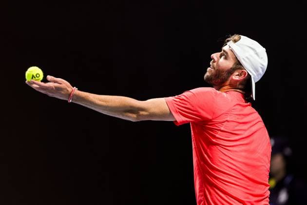Jacob Fearnley of Great Britain serves Australian Open, Day Four, Tennis, Melbourne Park, Melbourne, Australia - 15 Jan 2025  Copyright: xRachelxBach Shutterstockx 15101599ky